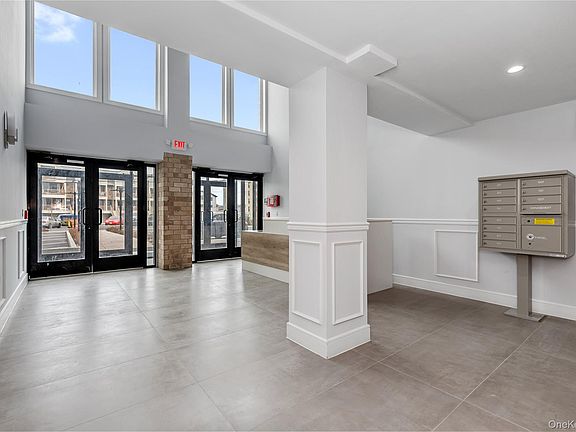 3rd image of 50 W Broadway #1101