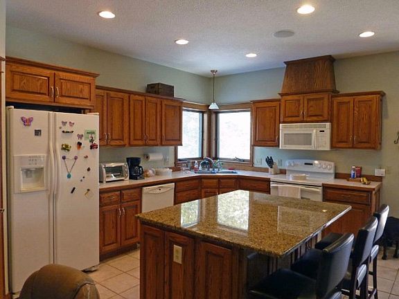 2nd image of 9204 189th Ave NW