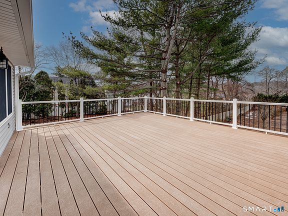 4th image of 129 Goff Road