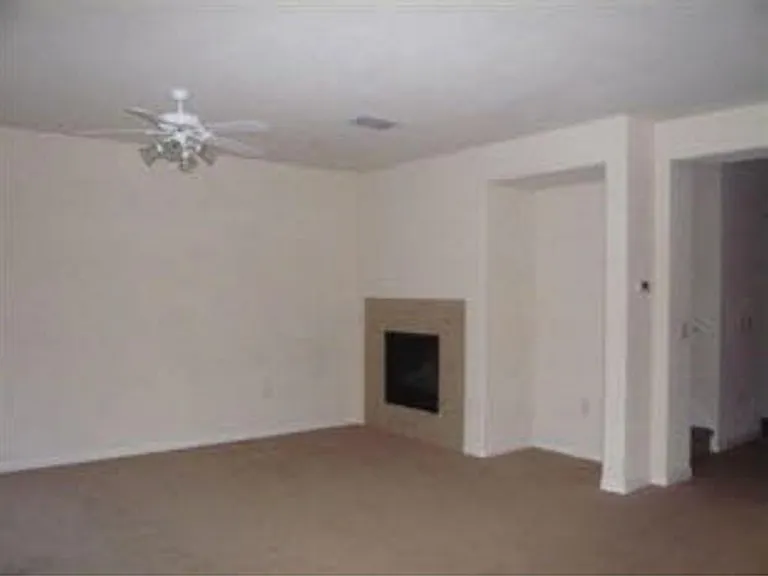 425 Regatta Ln #103 — Photo 6