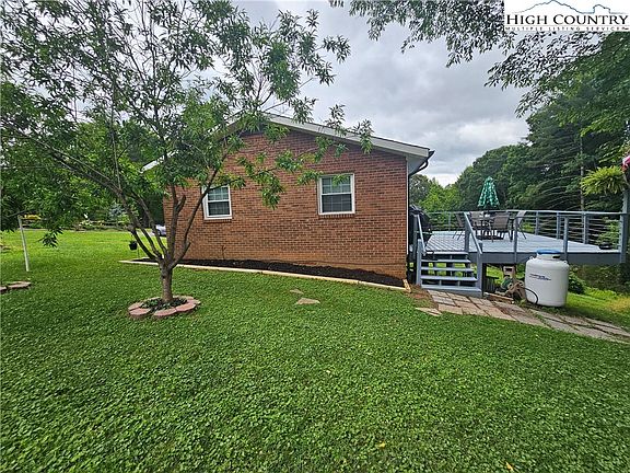 3rd image of 132 Greencrest Place