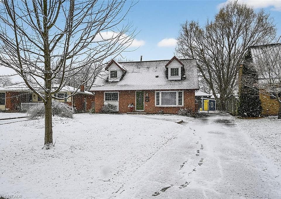 1st image of 33 Abraham Dr