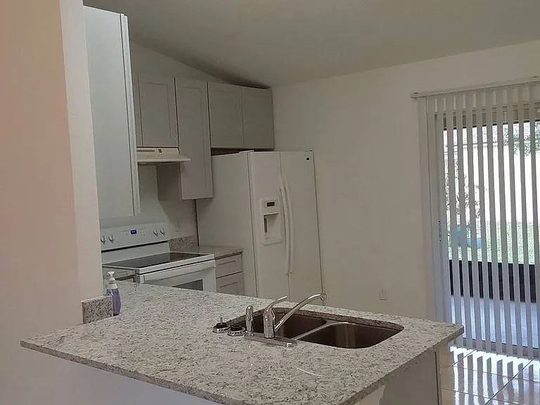 21 Prospect Ln #A/B — Photo 5