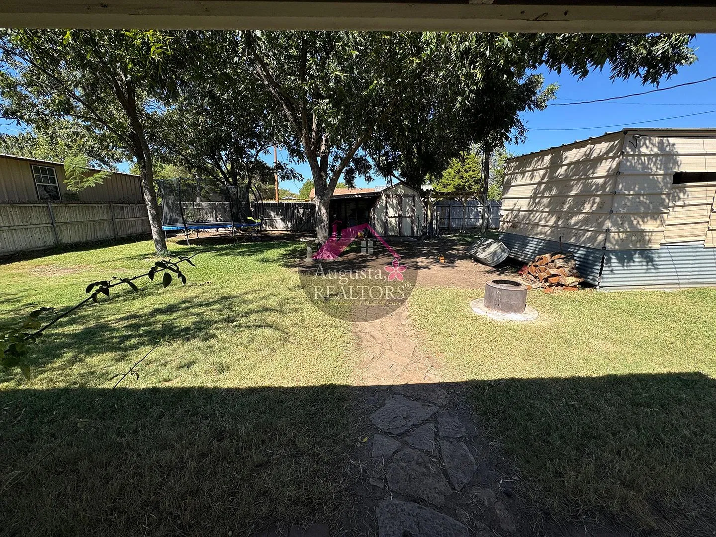 Charming home in Clyde — Photo 4