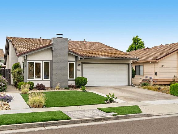 2nd image of 4759 Phebe Ave