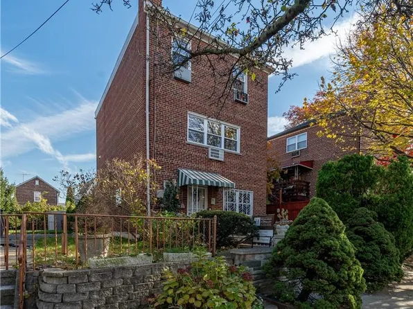 2208 Morgan Avenue, Bronx, NY 10469