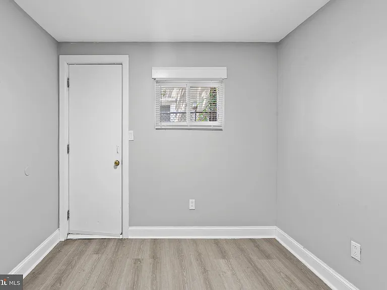 3109 Arbor St — Photo 8