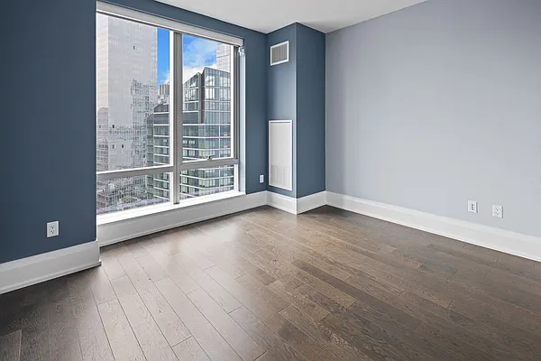 Rented by Keller Williams NYC | media 31