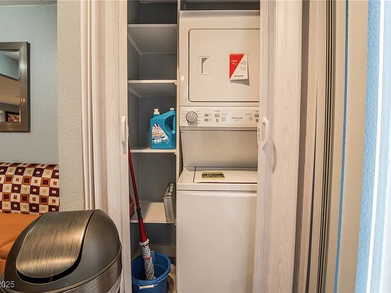 3955 Savoy Ct — Photo 22