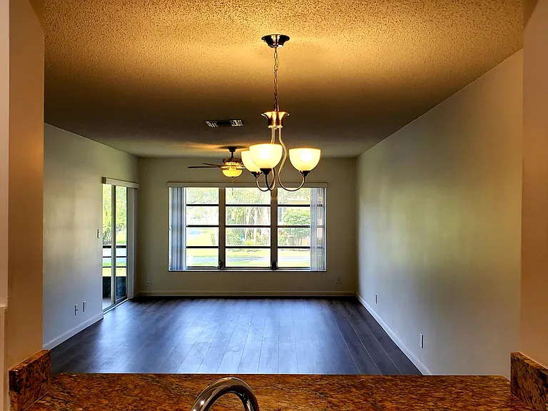 5890 Sugar Palm Ct #F — Photo 2
