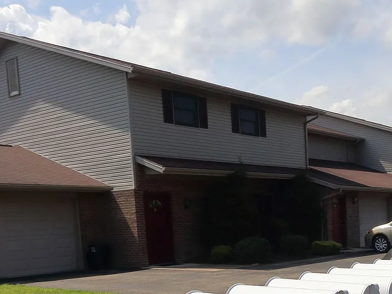 219 Longsite Dr — Photo 10