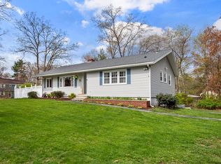 4 Fieldhouse St, Dracut, MA 01826