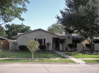 742 Maple Glen Dr, Garland, TX 75043