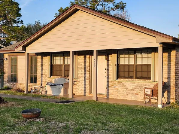 832 Amberwood Dr, Pensacola, FL 32506