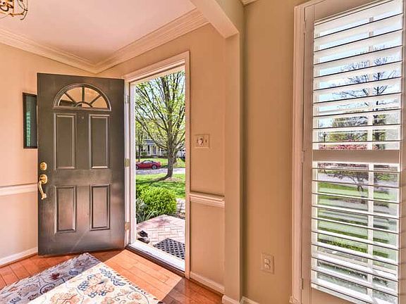 4th image of 13108 Laneview Ct