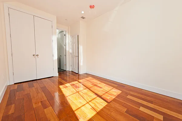 Rented by Compass | media 5