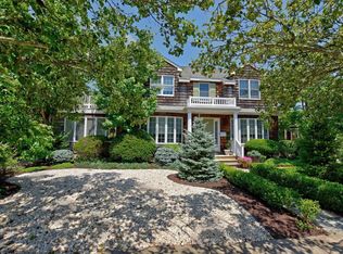 56 Egbert St, Bay Head, NJ 08742