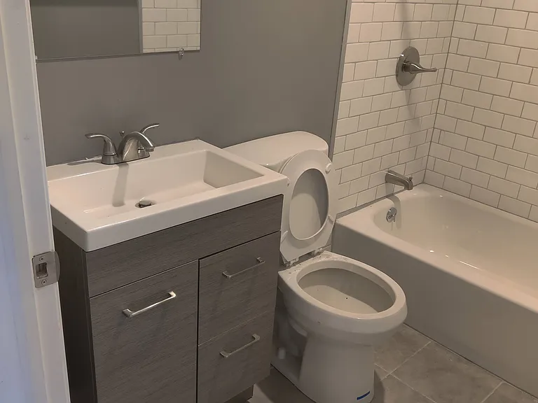 5337 Market St #1 — Photo 11