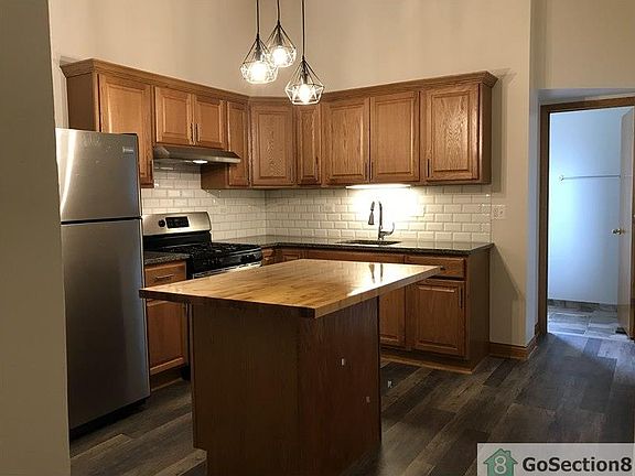 3rd image of 10401 S Corliss Ave APT 1N