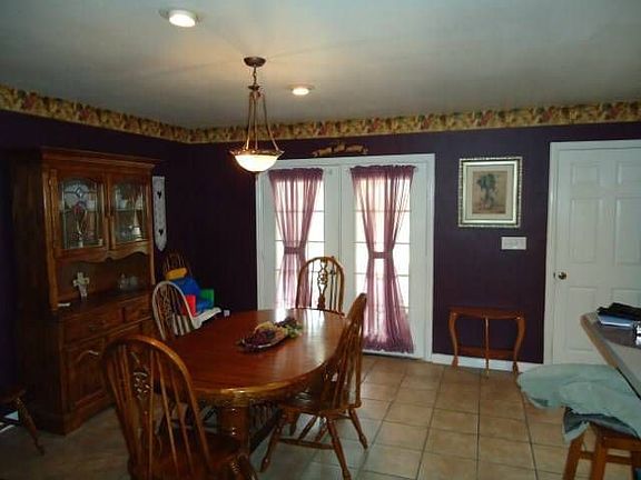 4th image of 1425 Luling Ave