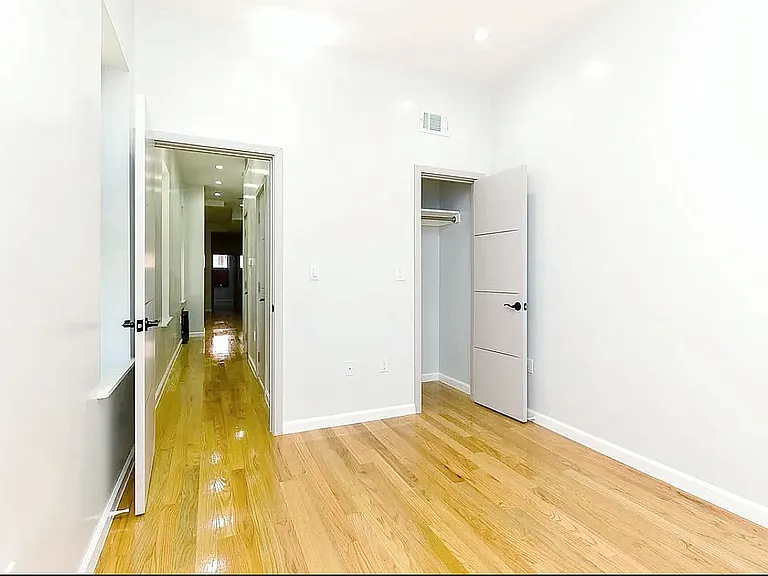 66 Patchen Ave #2 — Photo 5