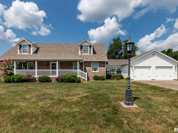 304 Bogie Dr, Herrin, IL 62948