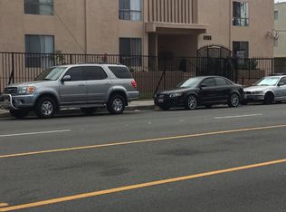 6126 Fulton Ave APT 11, Van Nuys, CA 91401