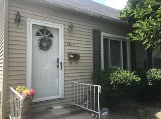 1809 Brown St, Fort Wayne, IN 46802