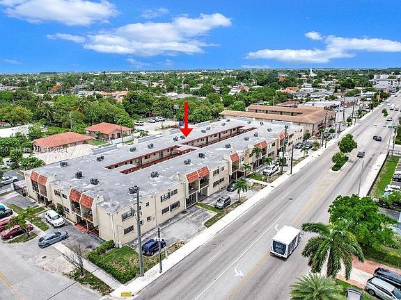 2nd image of 3800 Palm Ave APT 207