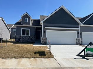 3329 NW Coral Ln, Ankeny, IA 50023