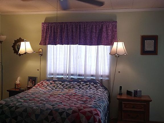 Master Bedroom can fit king