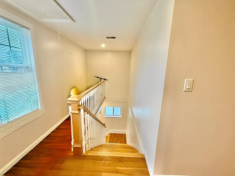 307 Washington St #1 — Photo 20