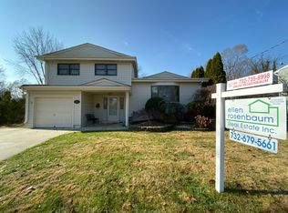 37 Grace Dr, Old Bridge, NJ 08857