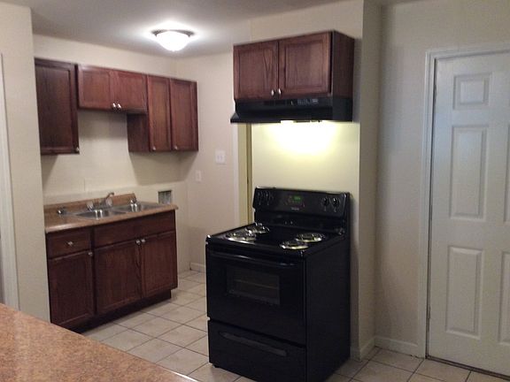 3rd image of 8766 Morningstar Ln
