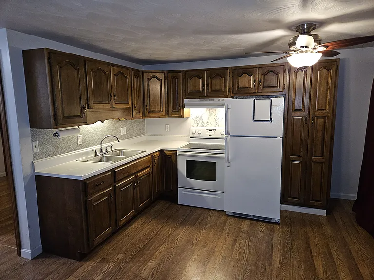 5 High Ridge Dr — Photo 3