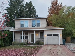 2817 N Francis St, Coeur D Alene, ID 83815
