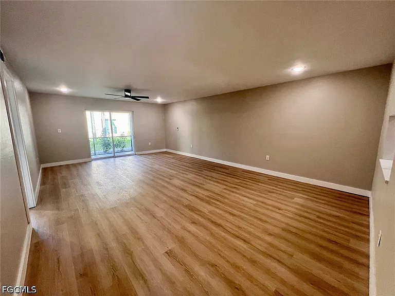 4102 SE 19th Pl #3 — Photo 7