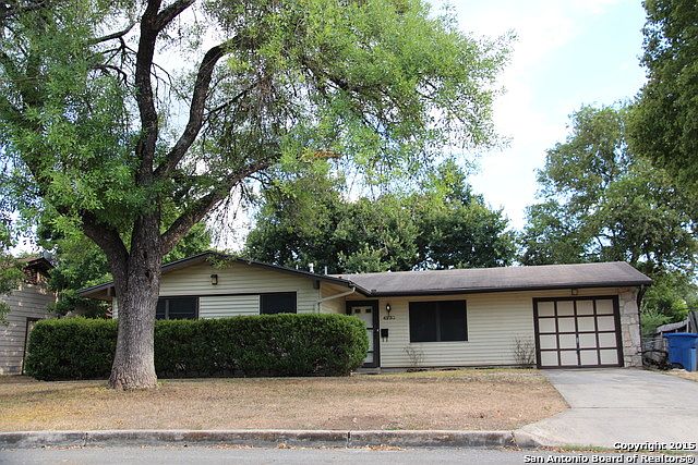 1st image of 4230 Parkwood Dr