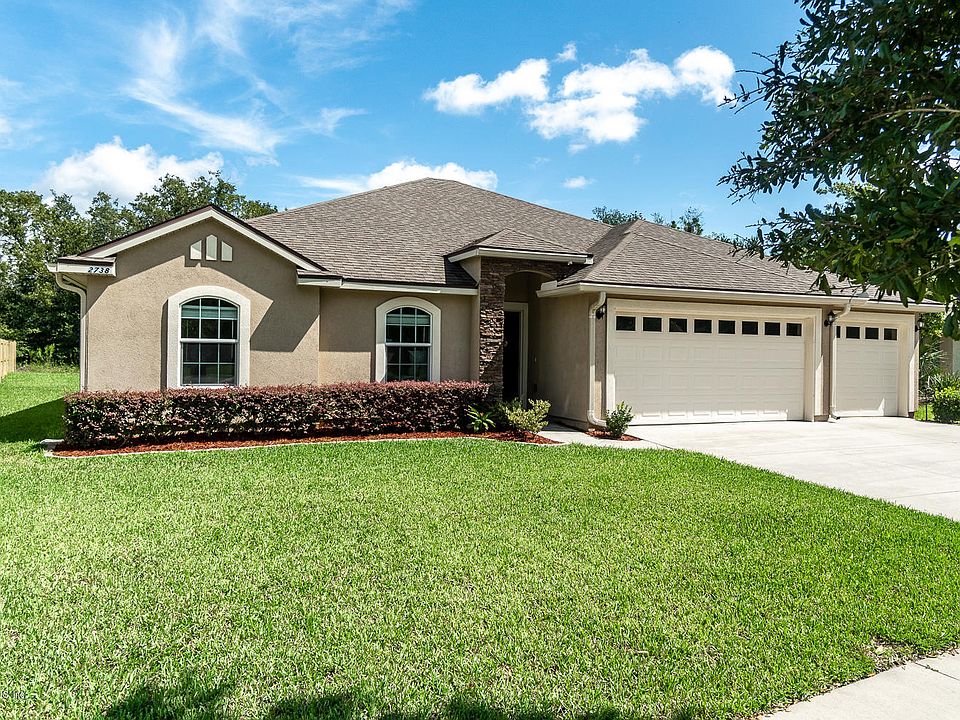 1st image of 2738 Royal Pointe Dr