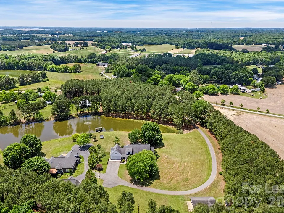 5639 White Store Rd