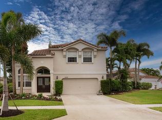 6609 Waverly Ln, Lake Worth, FL 33467
