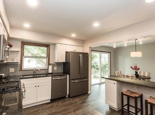 602 College Crest Rd, Westerville, OH 43081