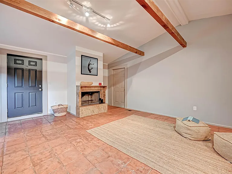 1612 W Alabama St #B — Photo 2