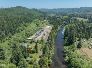 621 E Logsden Rd, Siletz, OR 97380