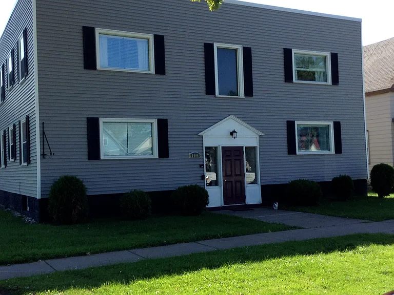 1006 Broadway St — Photo 47