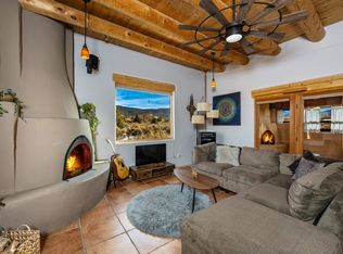 1378 Bries Way, Taos, NM 87571