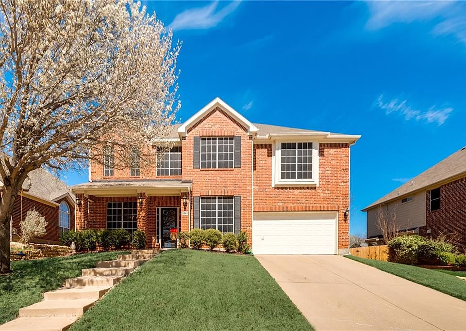 1st image of 5541 Thornberry Dr