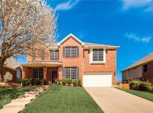 5541 Thornberry Dr, Fort Worth, TX 76137