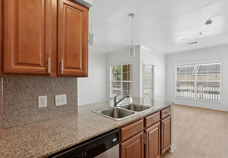 Residences at Gramercy — Photo 22