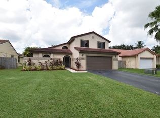 6311 Gauntlet Hall Ln, Fort Lauderdale, FL 33331